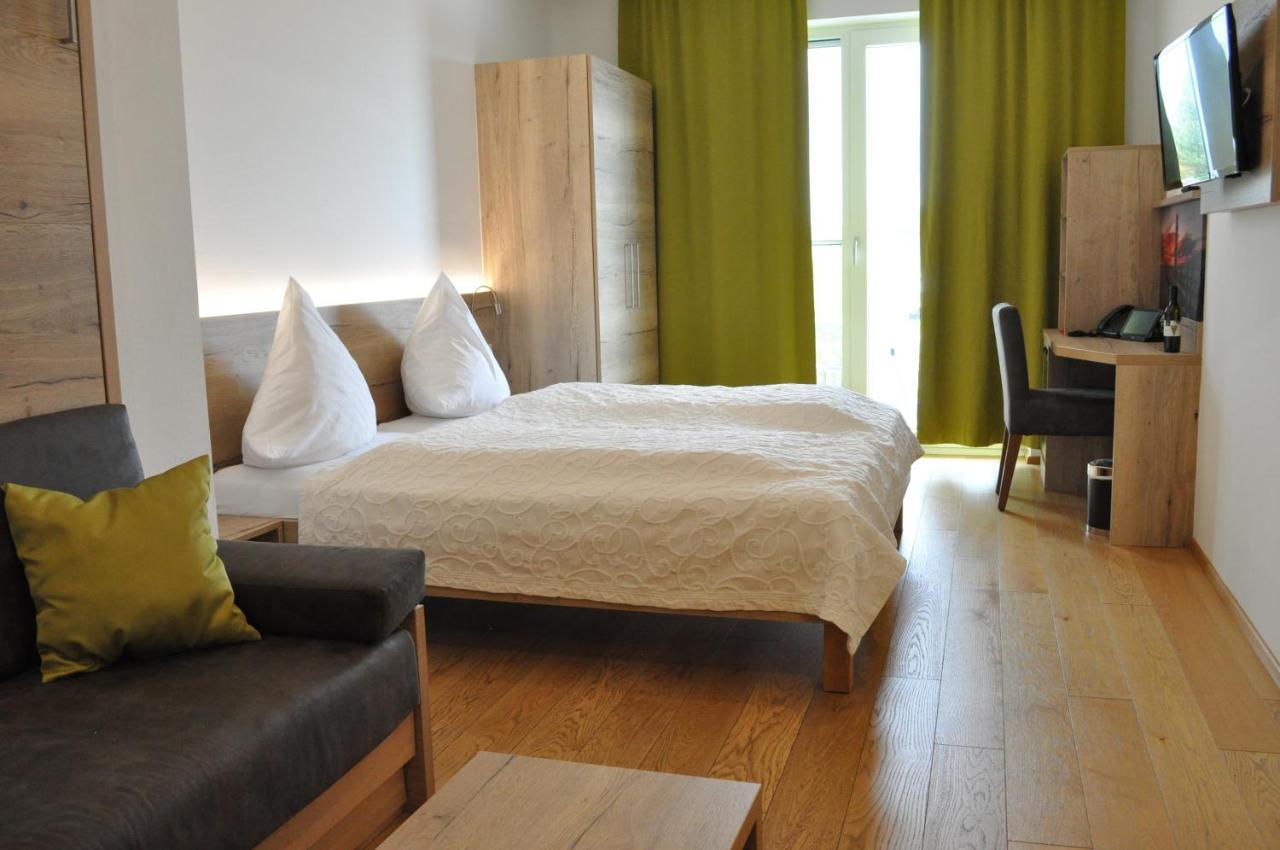 Seehotel Herlinde Podersdorf am See Exterior foto