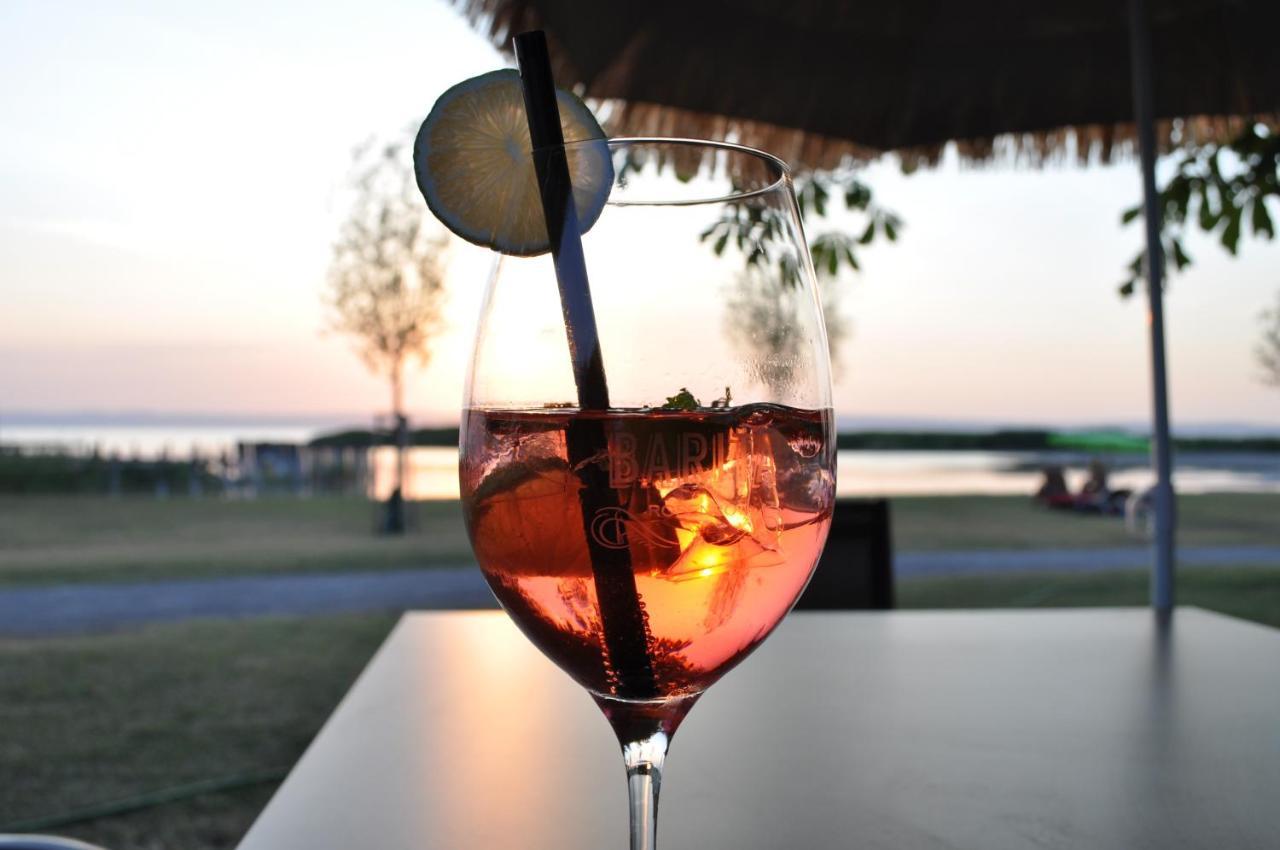 Seehotel Herlinde Podersdorf am See Exterior foto